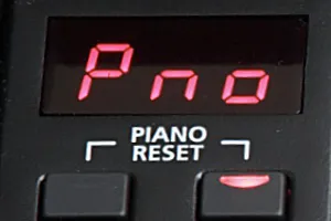 16 حالت از پیش تنظیم شده در پیانو دیجیتال Kurzweil M90
