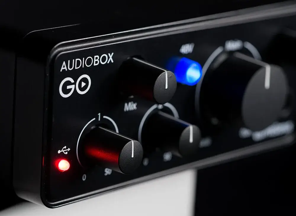 کارت صدای AudioBox-GO